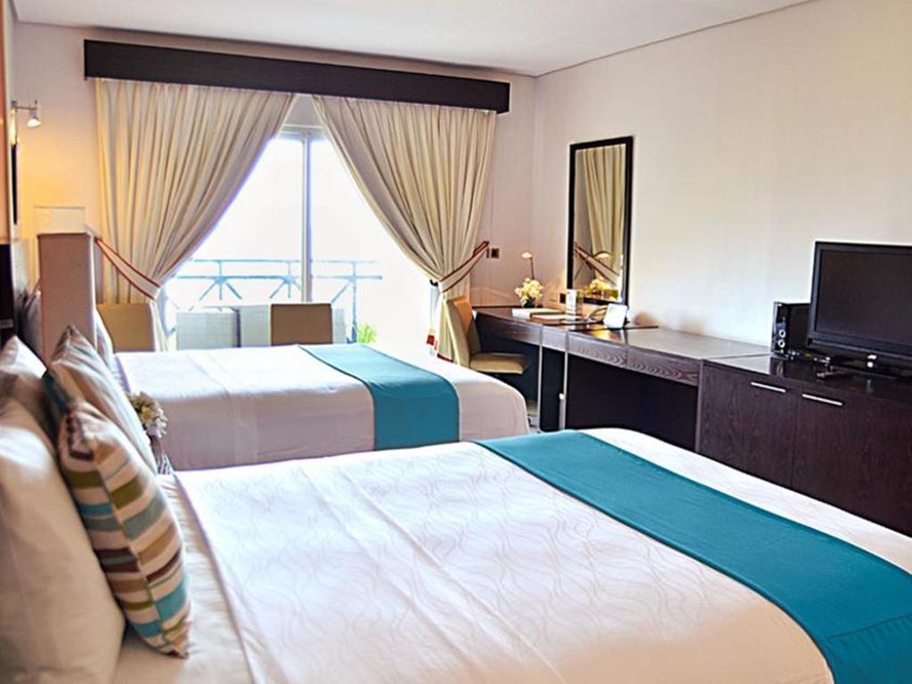 Thunderbird Resorts - Poro Point San Fernando City  Eksteriør bilde