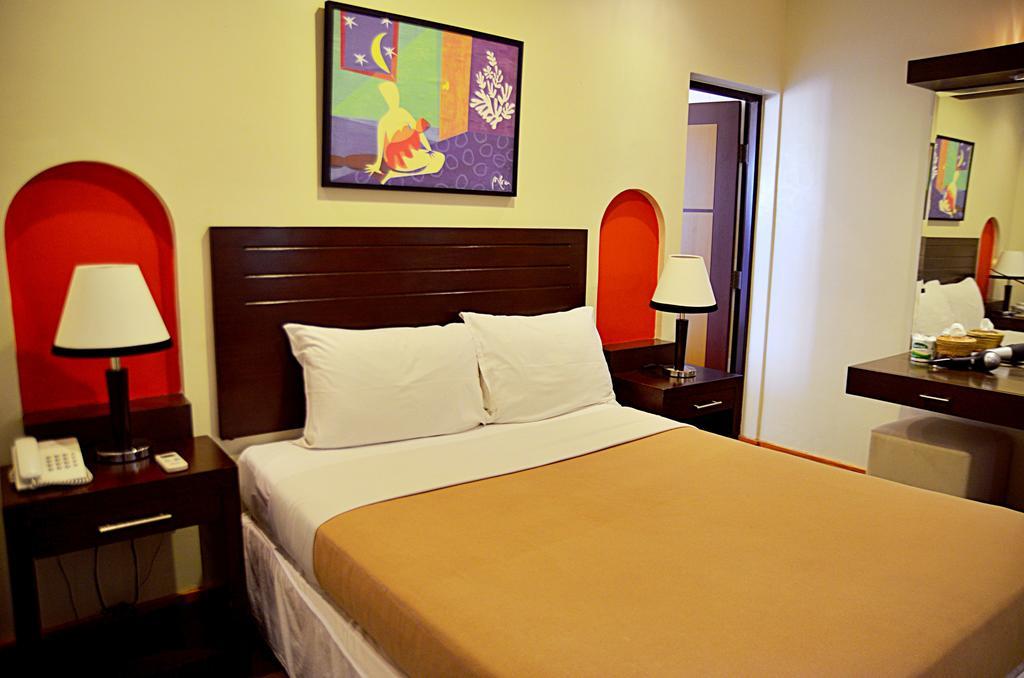 Thunderbird Resorts - Poro Point San Fernando City  Eksteriør bilde