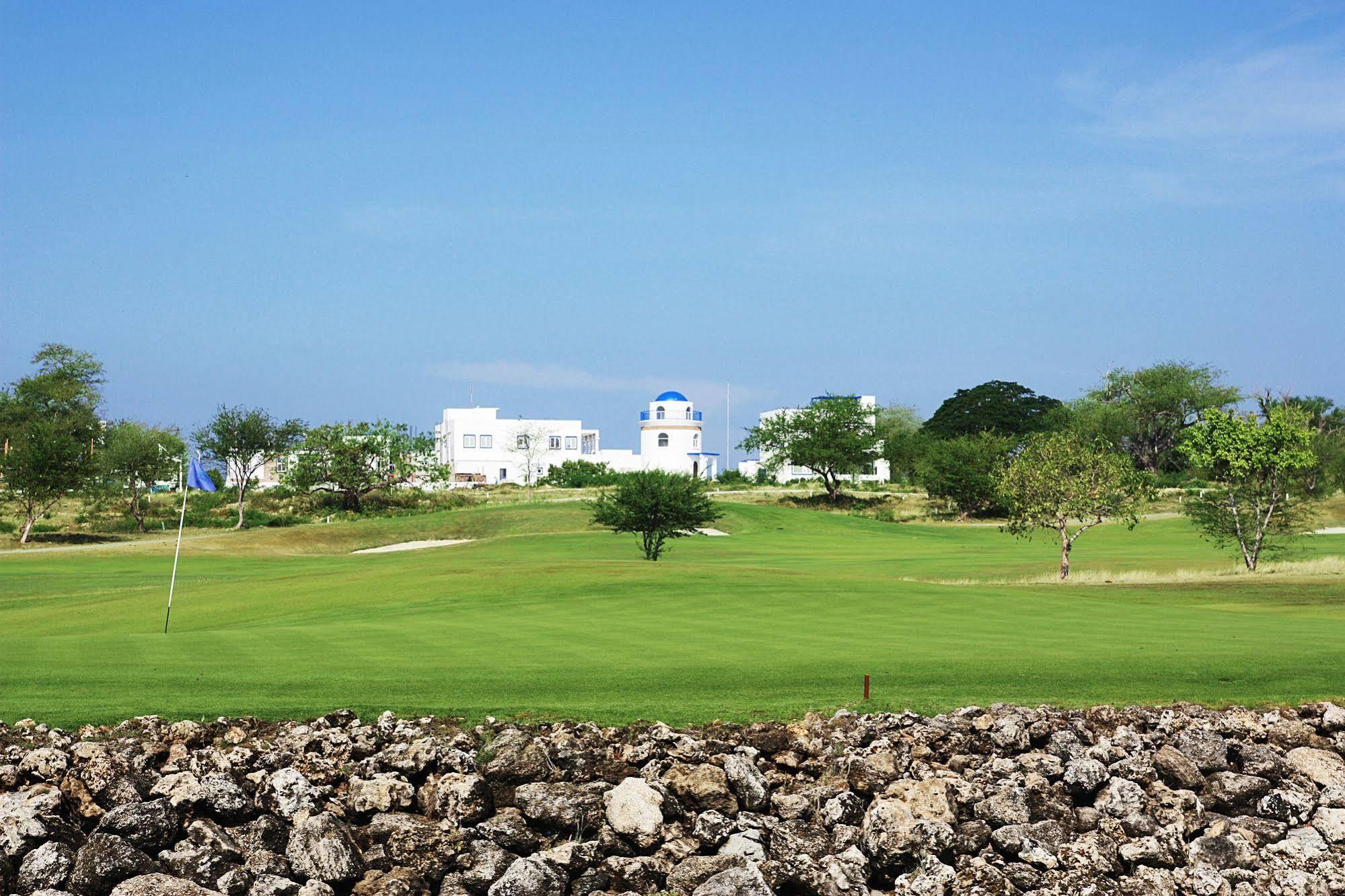 Thunderbird Resorts - Poro Point San Fernando City  Eksteriør bilde